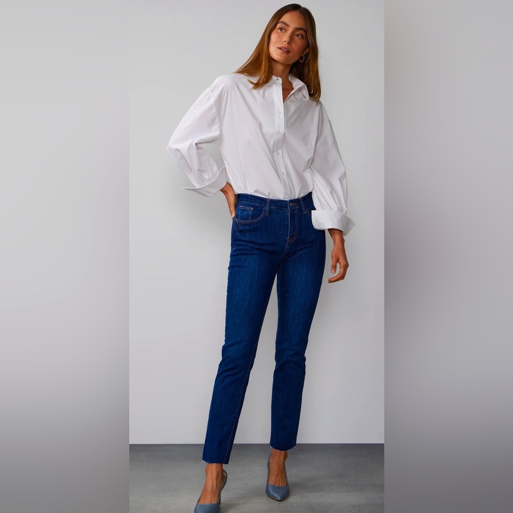 Stylish denim that accentuates your curves is a must have for any wardrobe.